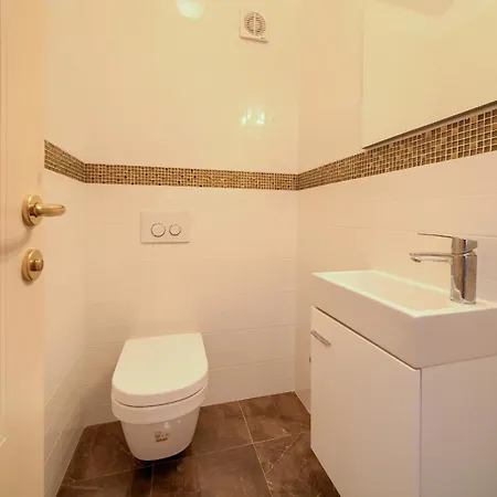 Villa San Vista With Pool