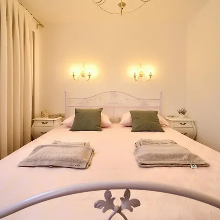 San Vista With Pool Villa Sveti Vid-Miholjice