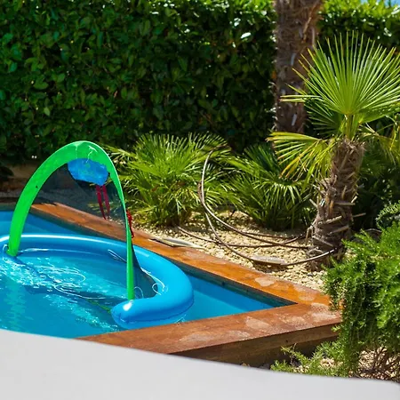 Vila San Vista With Pool